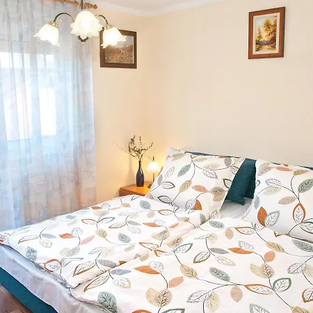 Apartment Golden Axe