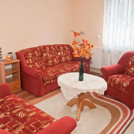 アパート Golden Axe ヘーヴィーズ