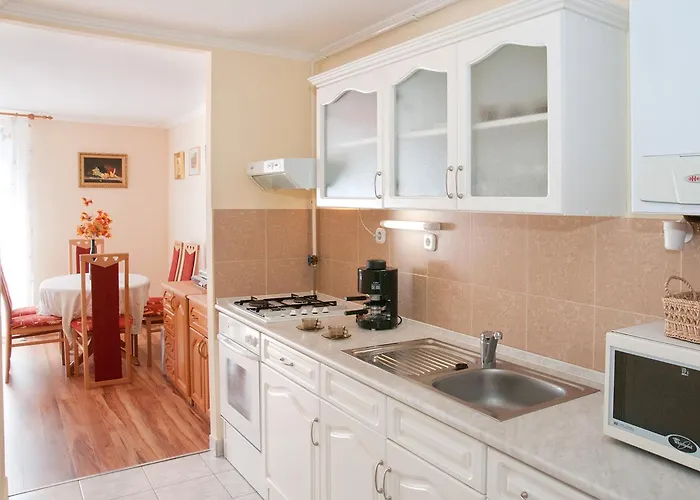 アパート Golden Axe ヘーヴィーズ